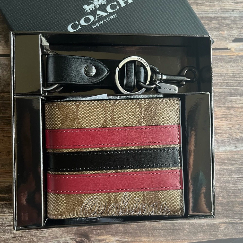 New in Gift Box Coach Men's Brown and Red Wallet and Keychain Set